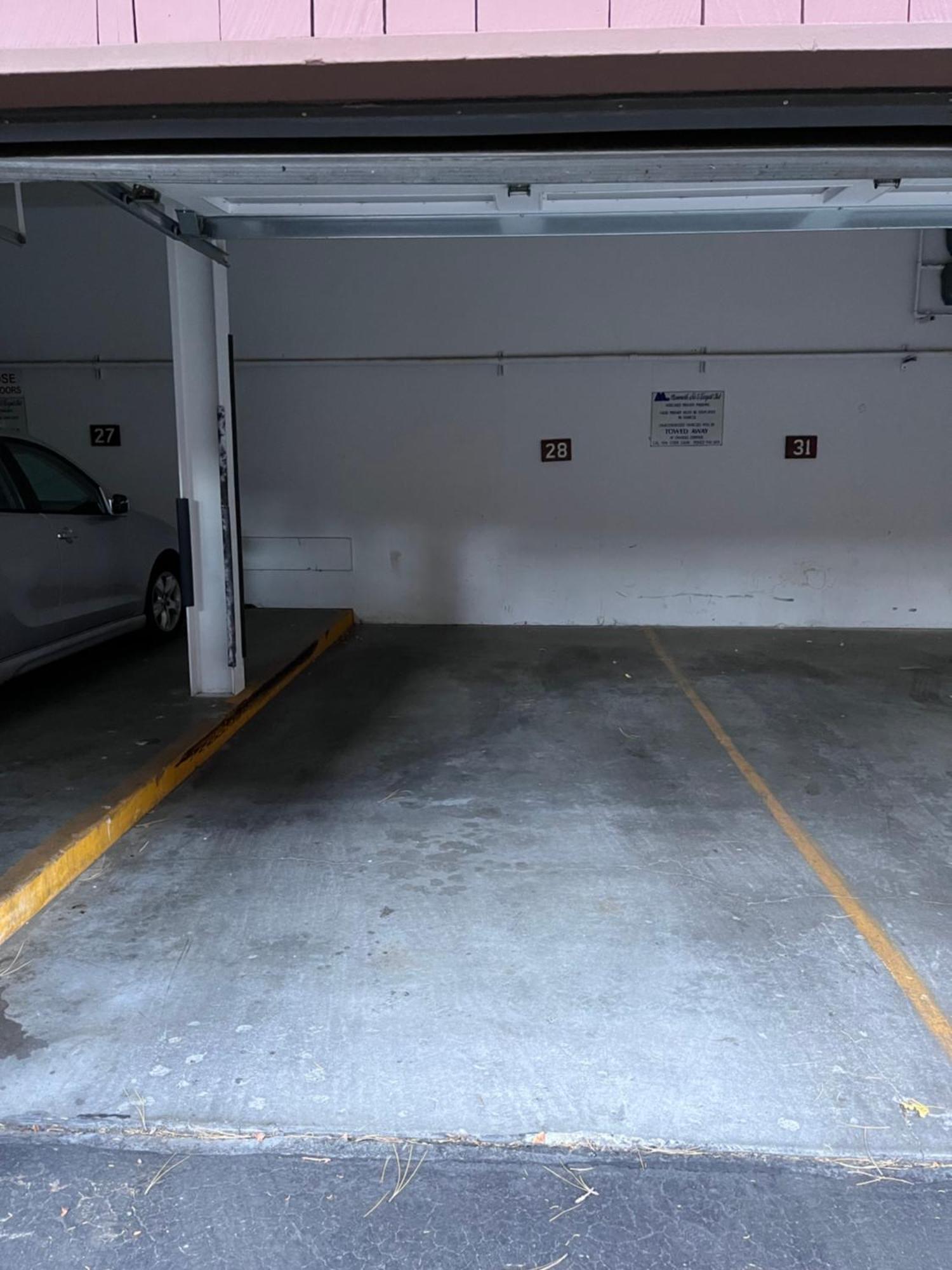 Tastefully Remodeled At Mammoth & Racquet Club, Hot Tub, Garage, 10 Min Walk To Lifts Apartment